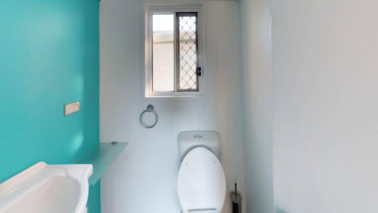 Fernbank-Bathroom (1) (wecompress.com)