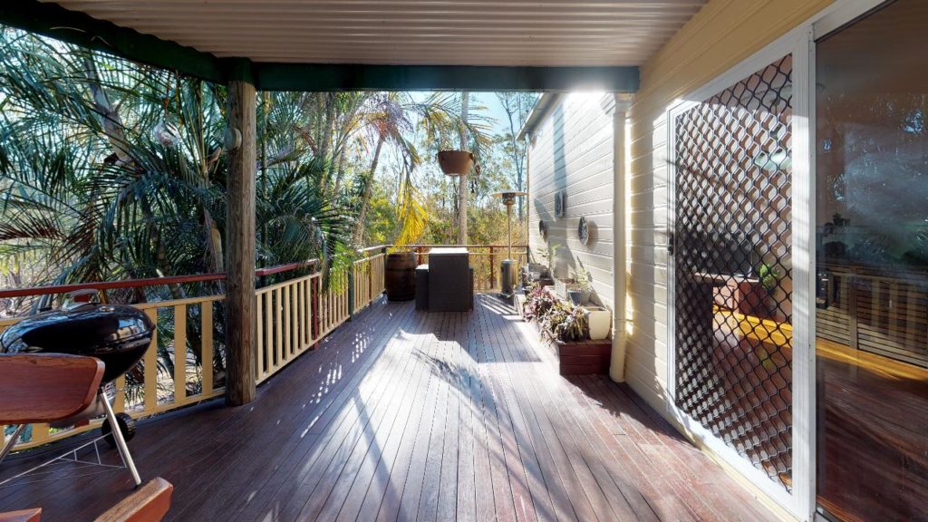 The Oakdale Ranch Mackay and Sons House Removals, Removable Homes