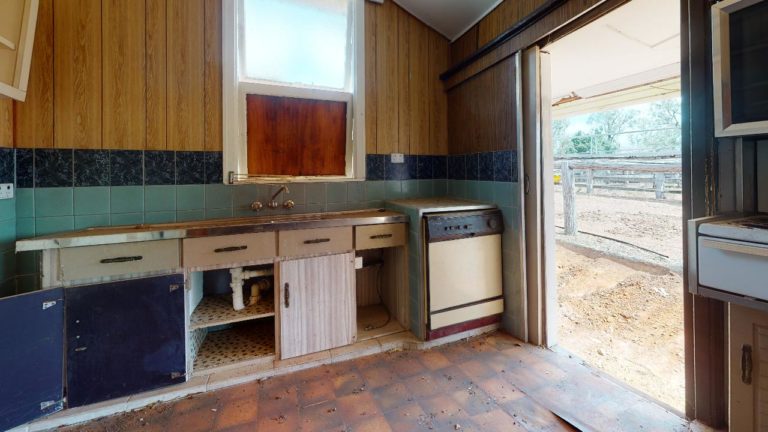 Pine-View-Kitchen