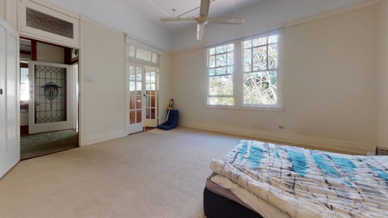 Lutwyche-Lead-Light-Bedroom