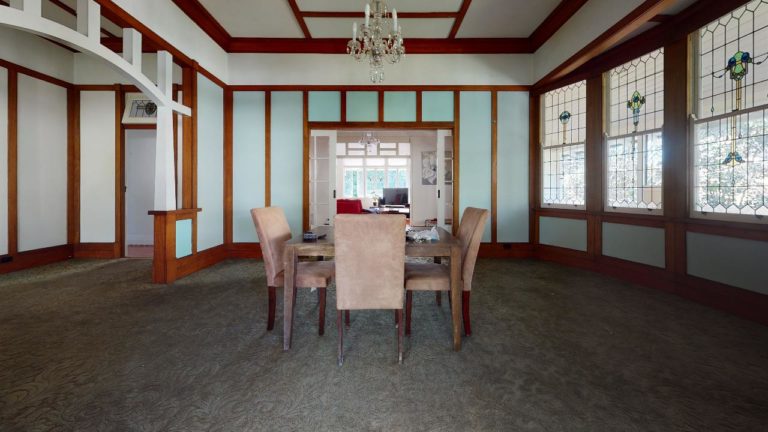 Lutwyche-Lead-Light-Dining-Room(1)
