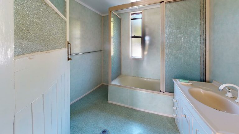 Brassall-Bathroom