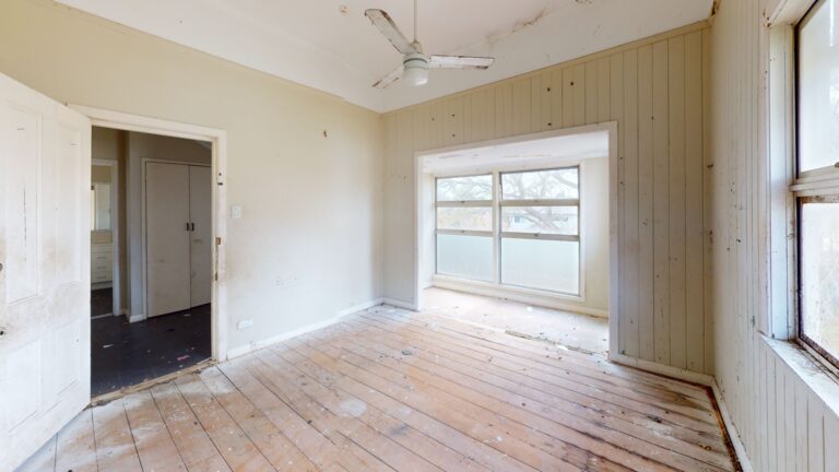 Salisbury-Bedroom