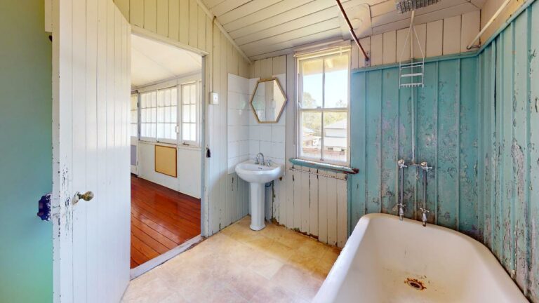 Camp-Hill-Bathroom