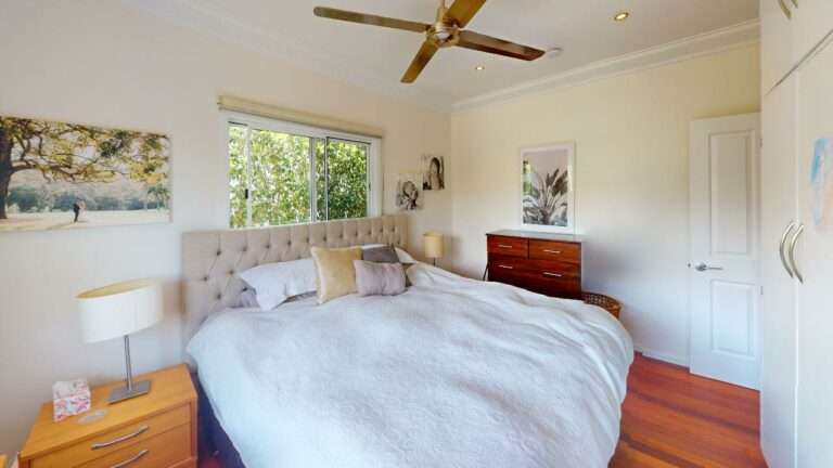 Honeysuckle-Kedron-Bedroom